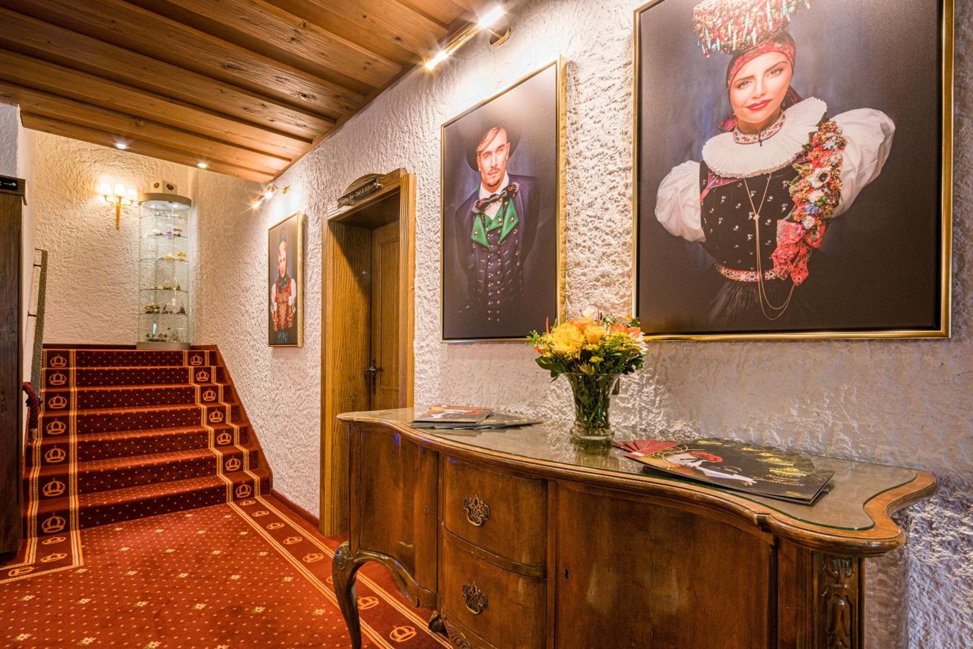 Hotel Krone Igelsberg Фройденштадт Экстерьер фото